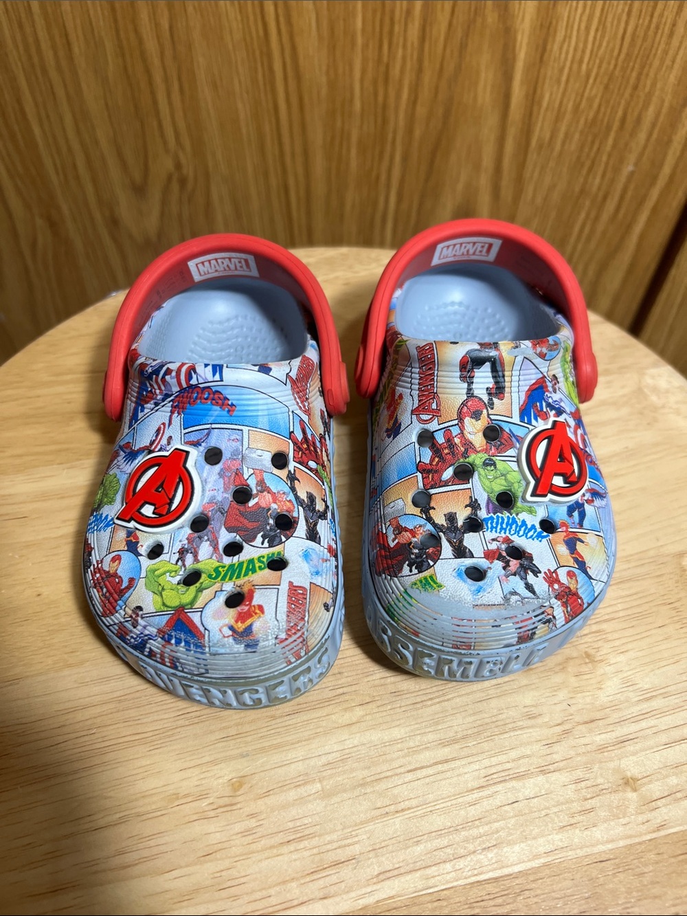 Marvel Kids Avengers Clog Sandals in Light Blue and Red